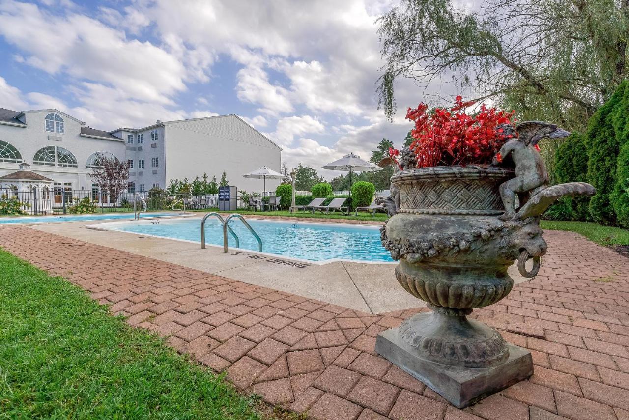 Chateau Renault Egg Harbor City Exterior foto