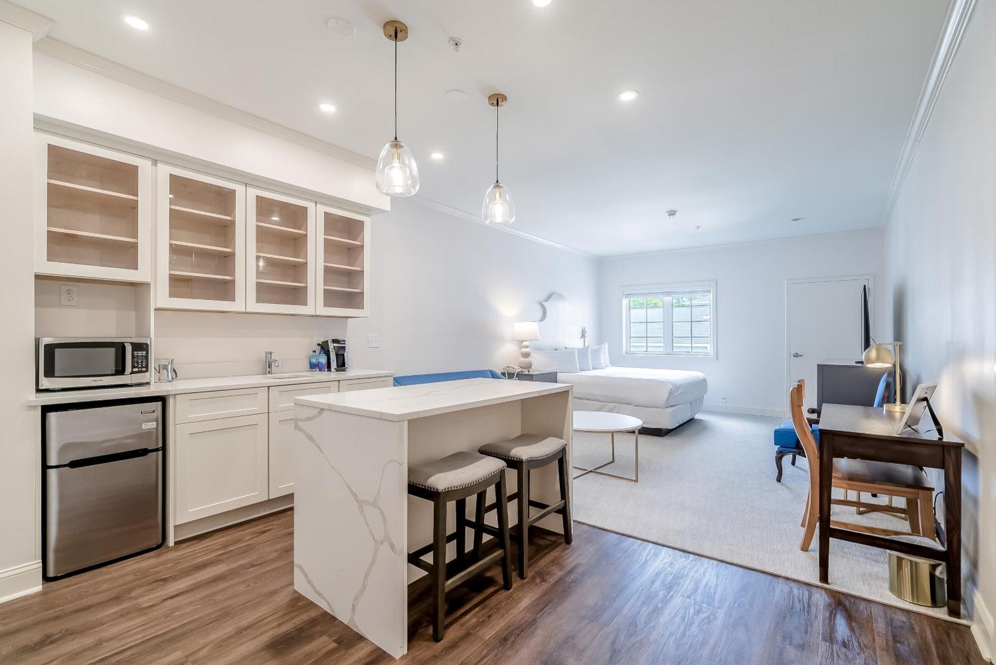 Chateau Renault Egg Harbor City Exterior foto